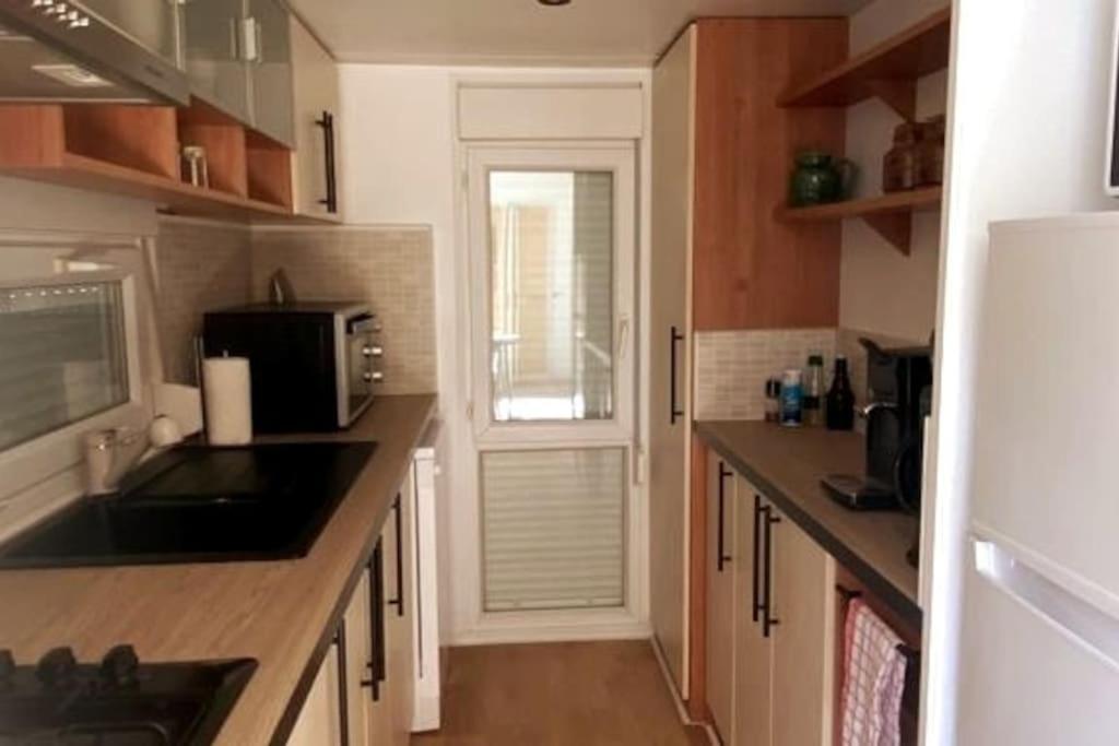 Mobil Home De Patricia Et Franck A Sigean Exterior photo