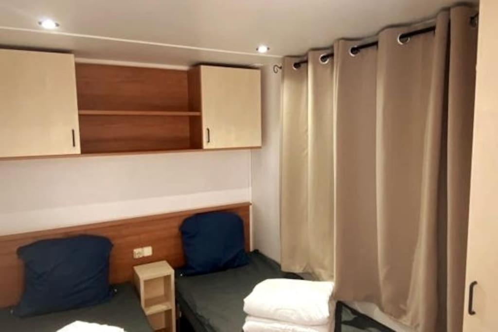Mobil Home De Patricia Et Franck A Sigean Exterior photo